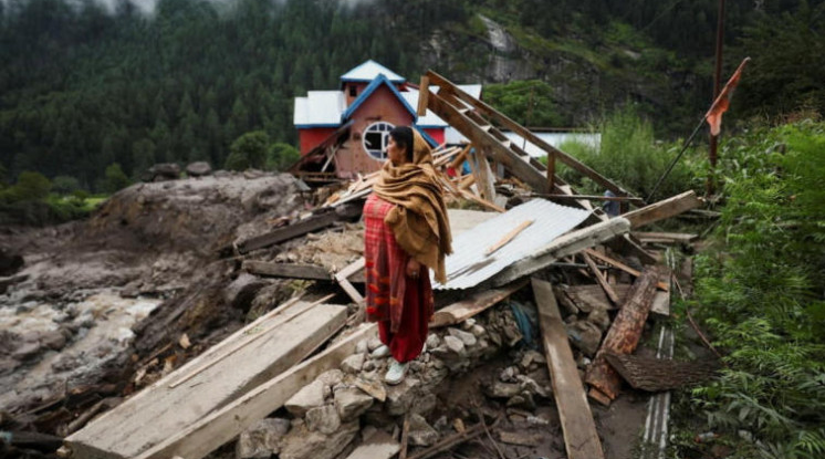 60 Orang Tewas, 150 Hilang Akibat Banjir dan Longsor di Kashmir India